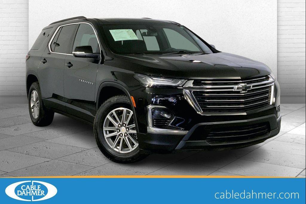 used 2023 Chevrolet Traverse car, priced at $33,000