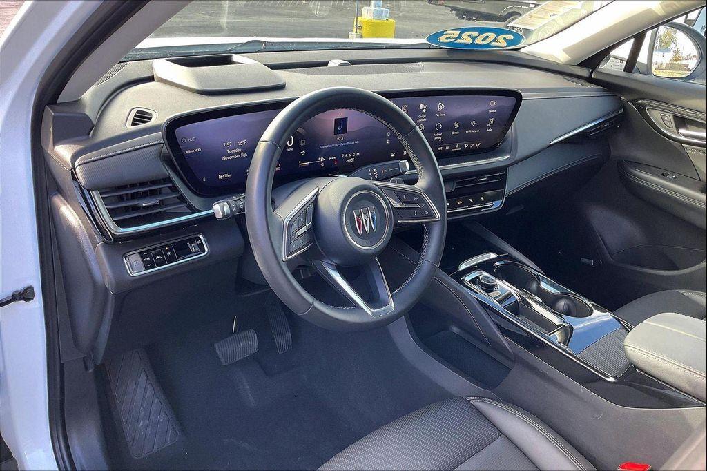used 2025 Buick Envision car, priced at $26,900