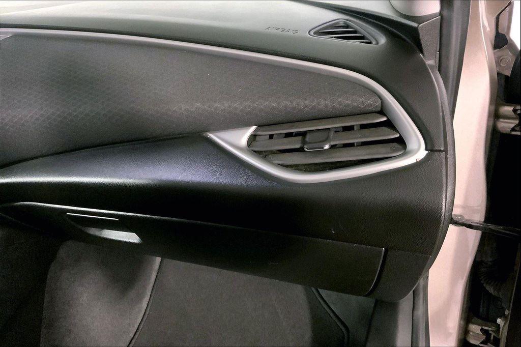 used 2024 Chevrolet Malibu car, priced at $17,900