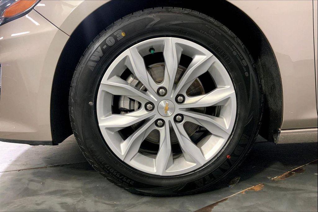 used 2024 Chevrolet Malibu car, priced at $17,900