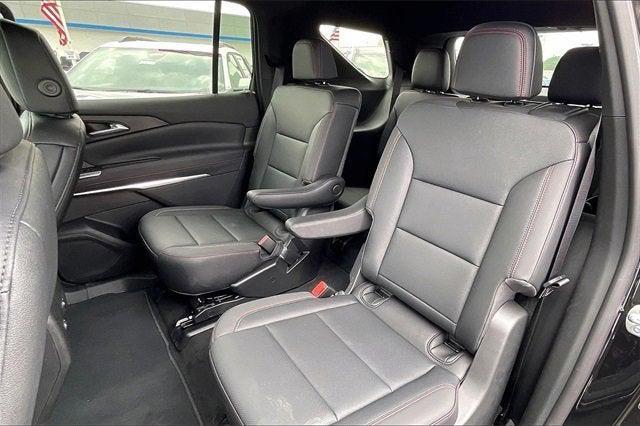 new 2025 Chevrolet Traverse car, priced at $50,020