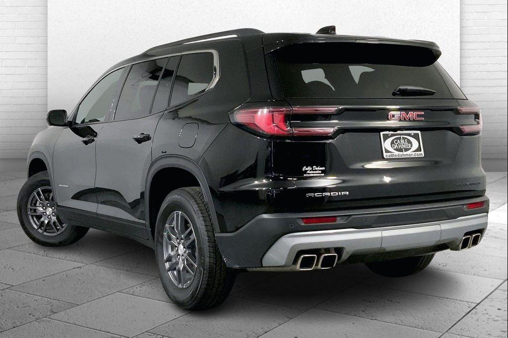 used 2025 GMC Acadia car, priced at $31,900