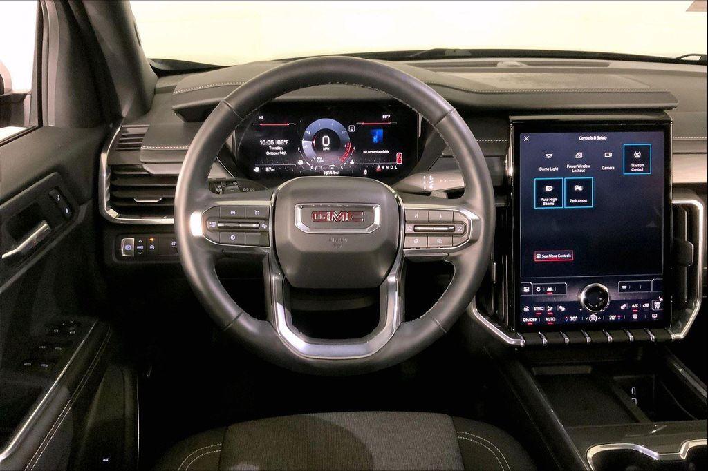 used 2025 GMC Acadia car, priced at $31,900