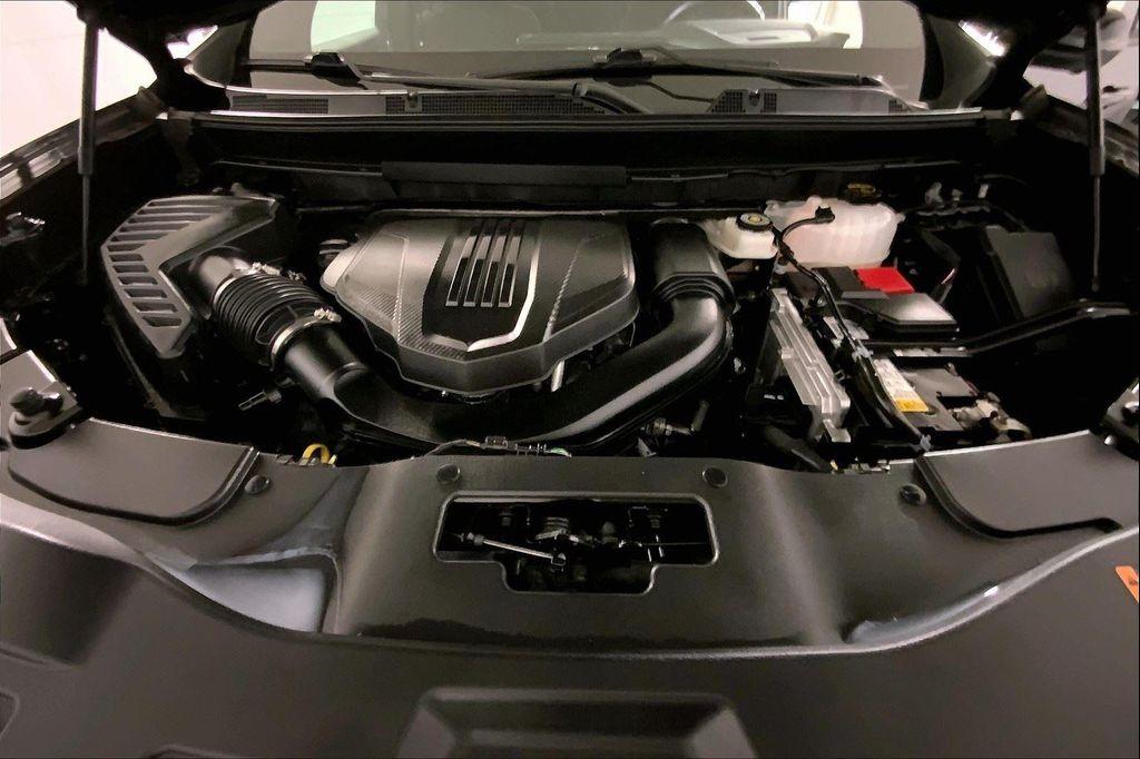 used 2025 GMC Acadia car, priced at $31,900