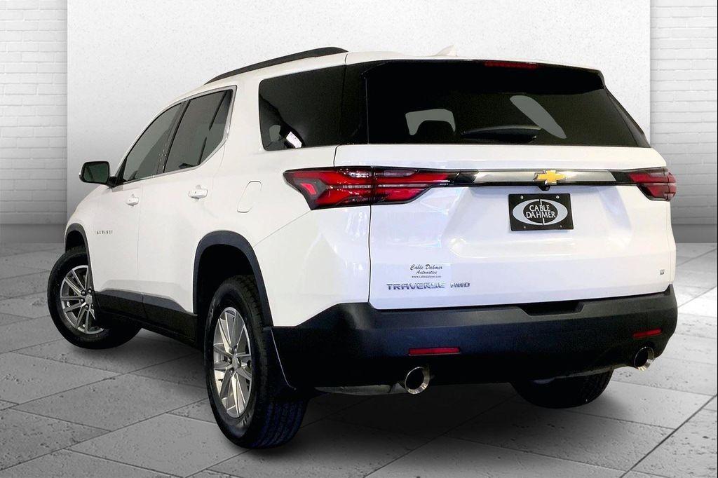 used 2023 Chevrolet Traverse car, priced at $31,300