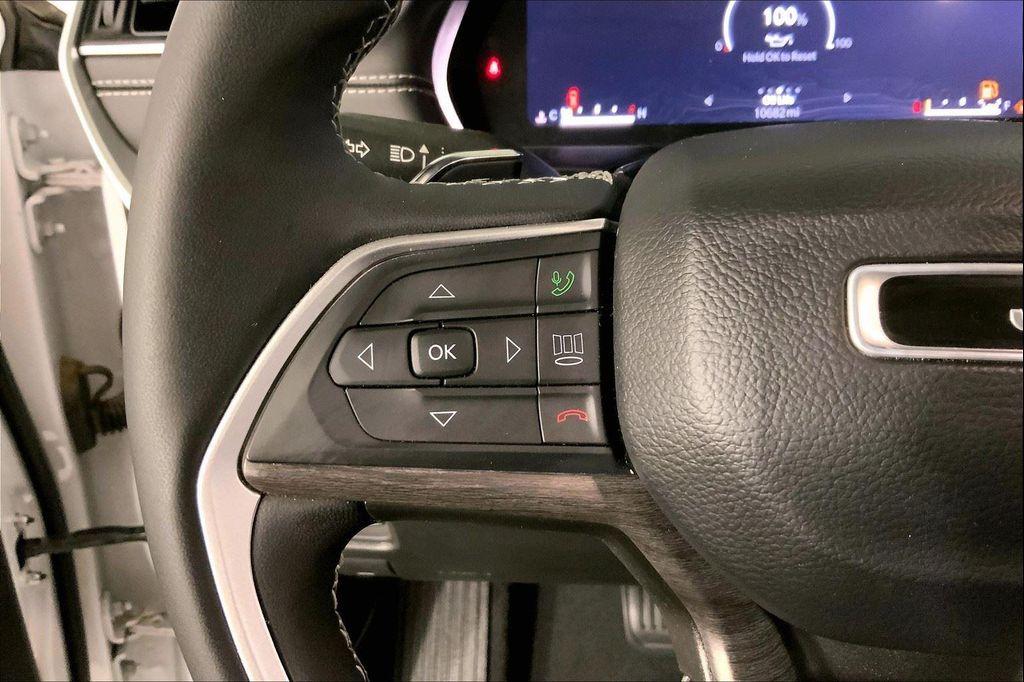 used 2024 Jeep Grand Cherokee car, priced at $38,800