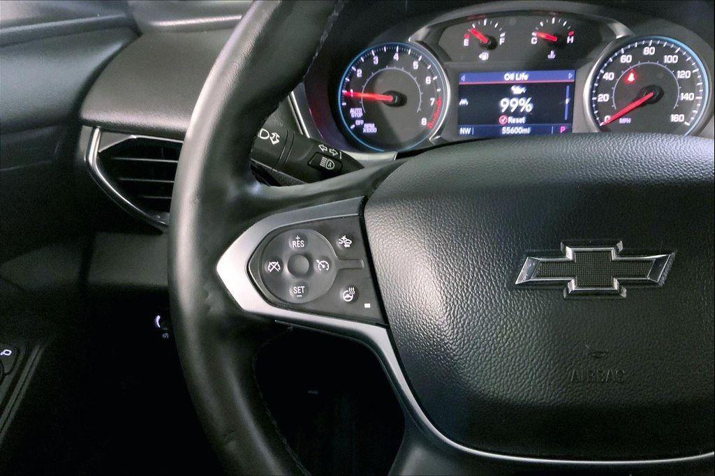 used 2023 Chevrolet Traverse car, priced at $34,000