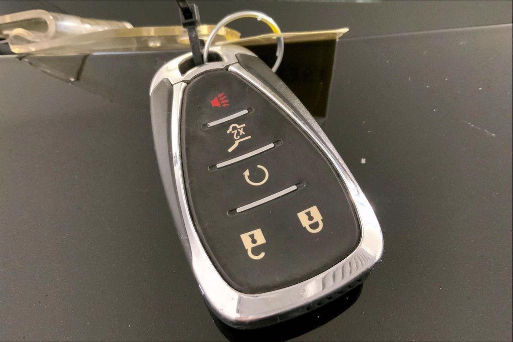 used 2023 Chevrolet Traverse car, priced at $34,000