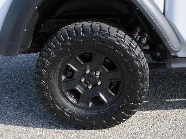 used 2022 Jeep Gladiator car, priced at $32,995