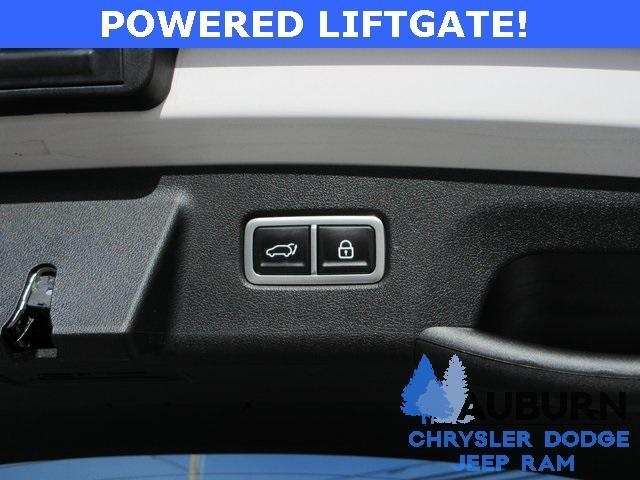 used 2022 Kia Sorento car, priced at $23,995