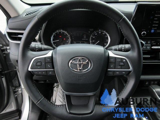 used 2023 Toyota Highlander car, priced at $34,239