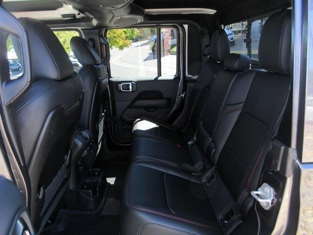 new 2025 Jeep Gladiator car, priced at $60,415