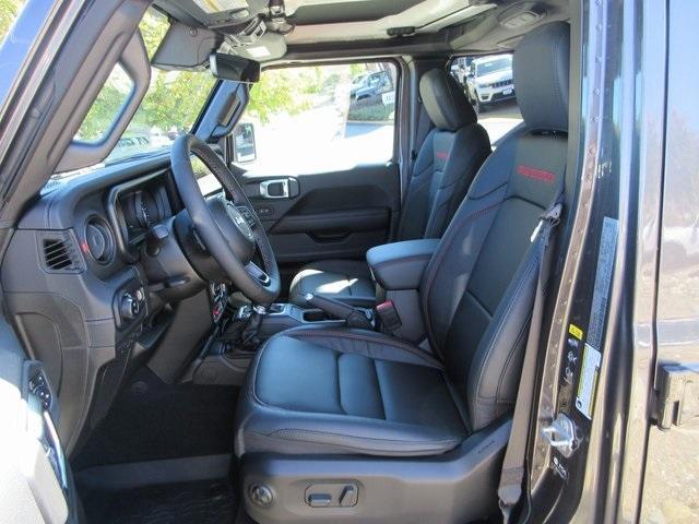 new 2025 Jeep Gladiator car, priced at $60,415