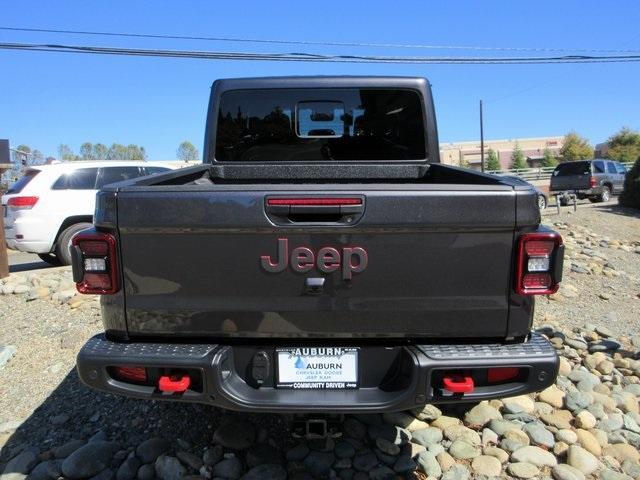 new 2025 Jeep Gladiator car, priced at $60,415