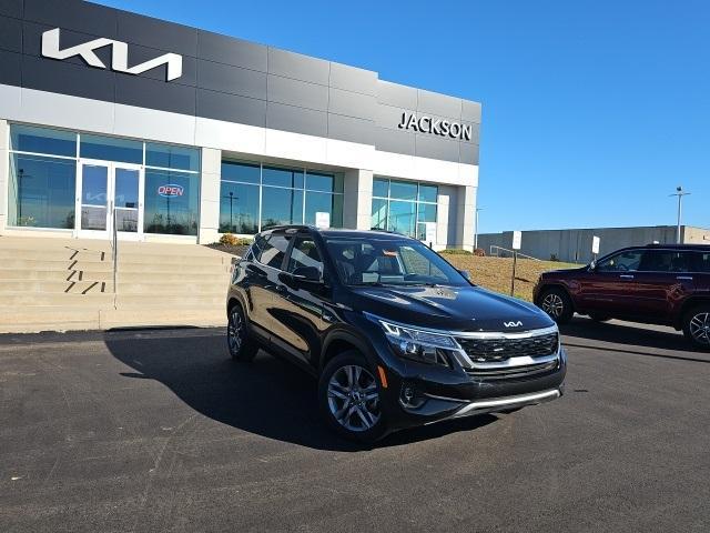 used 2023 Kia Seltos car, priced at $21,997