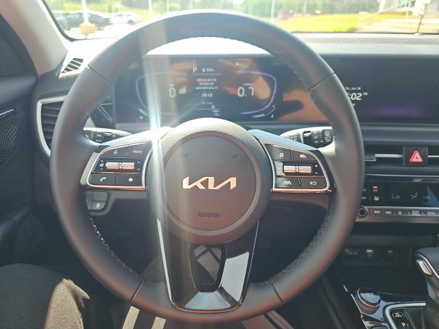 new 2025 Kia Seltos car, priced at $27,025