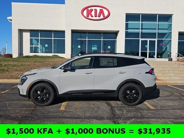 new 2025 Kia Sportage car, priced at $33,435