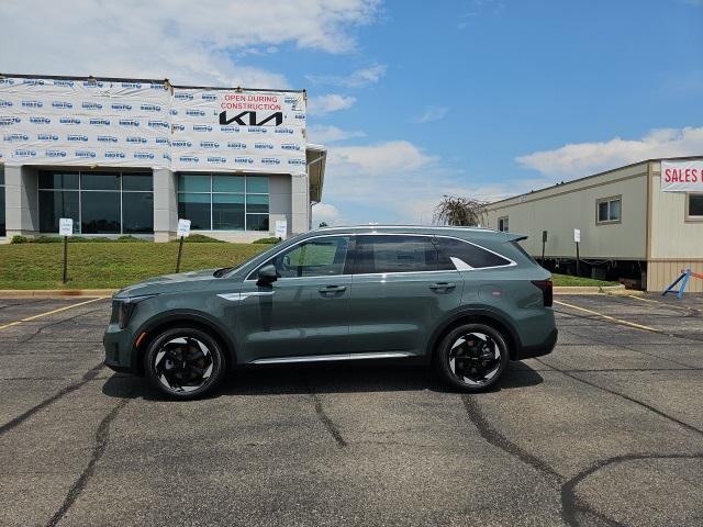 new 2025 Kia Sorento Hybrid car, priced at $46,085