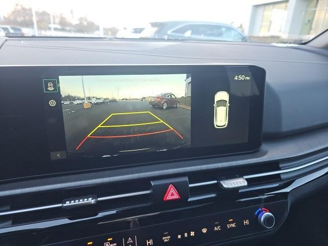 new 2026 Kia Sportage Hybrid car, priced at $35,333