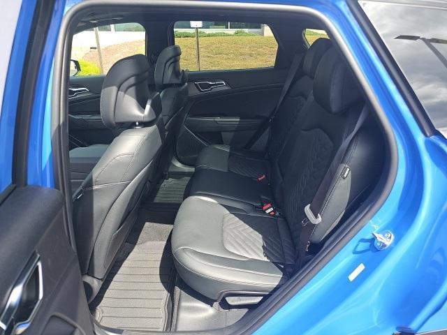new 2026 Kia Sportage car, priced at $39,069