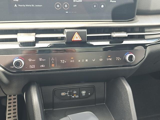 new 2026 Kia Sportage car, priced at $39,069