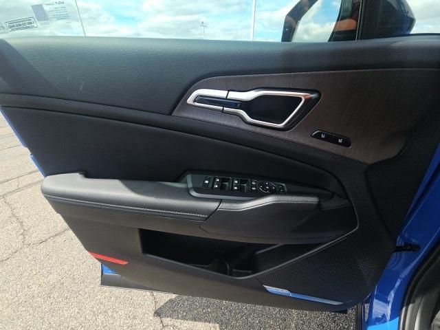 new 2026 Kia Sportage car, priced at $39,069