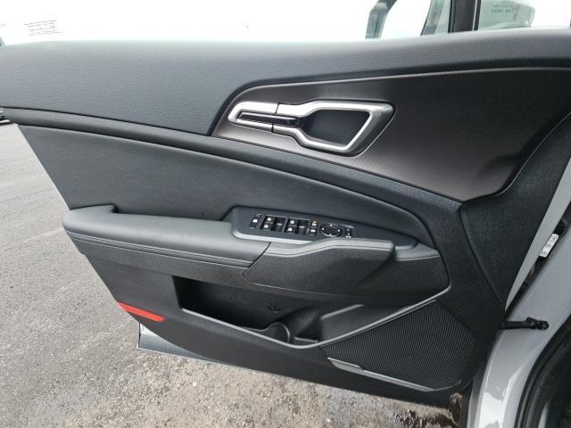 new 2026 Kia Sportage Hybrid car, priced at $34,175