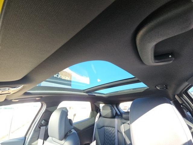 new 2026 Kia Sportage Hybrid car, priced at $35,333