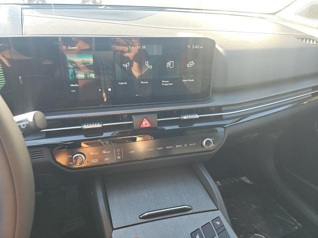 new 2026 Kia Sportage Hybrid car, priced at $35,333