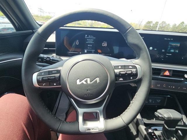 new 2025 Kia K5 car, priced at $32,555