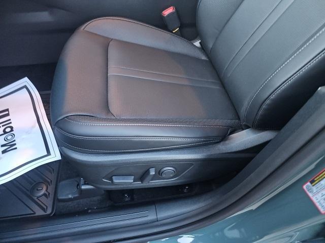 new 2026 Kia Sorento Hybrid car, priced at $40,041