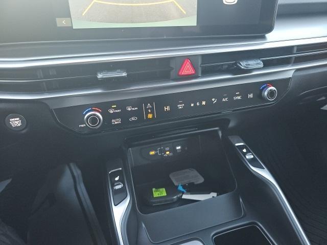 new 2026 Kia Sorento Hybrid car, priced at $40,041