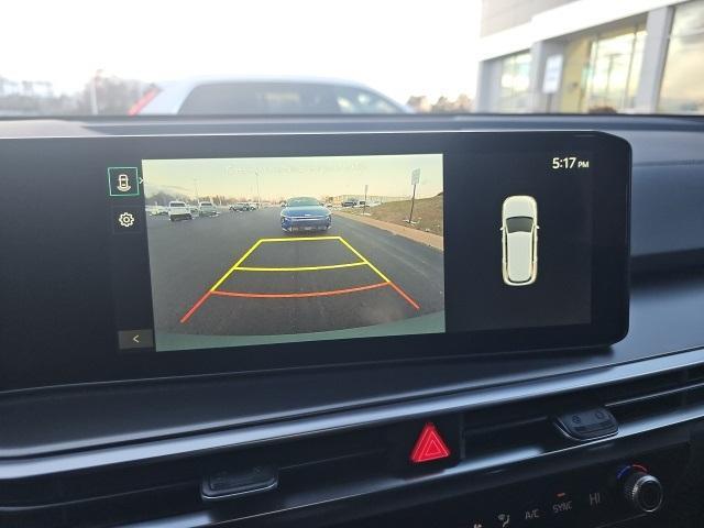 new 2026 Kia Sorento Hybrid car, priced at $40,041