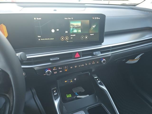 new 2026 Kia Sorento Hybrid car, priced at $40,041