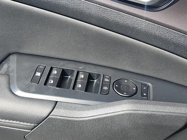 new 2026 Kia Sportage car, priced at $33,385