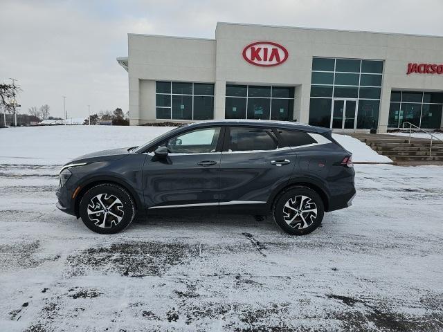 new 2025 Kia Sportage Hybrid car, priced at $33,974