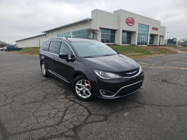 used 2018 Chrysler Pacifica car, priced at $14,998