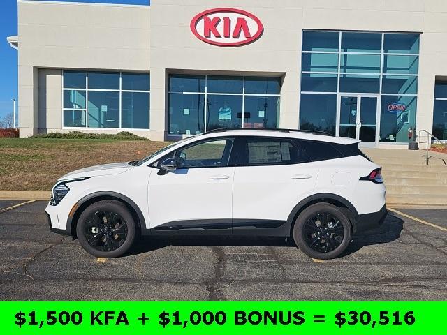 new 2025 Kia Sportage car, priced at $32,016