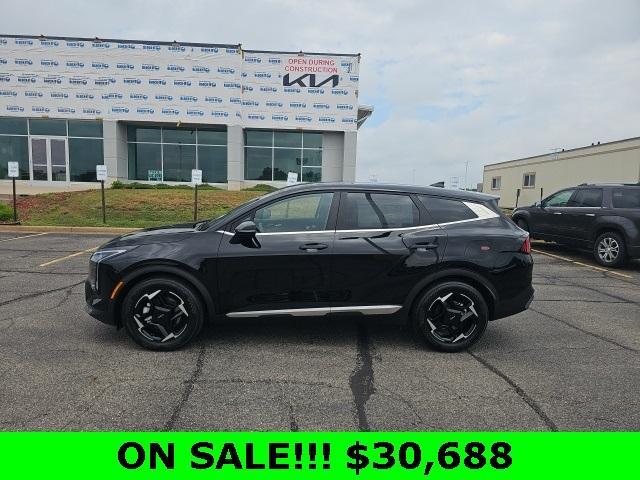 new 2026 Kia Sportage car, priced at $30,688