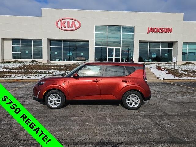 new 2025 Kia Soul car, priced at $23,645