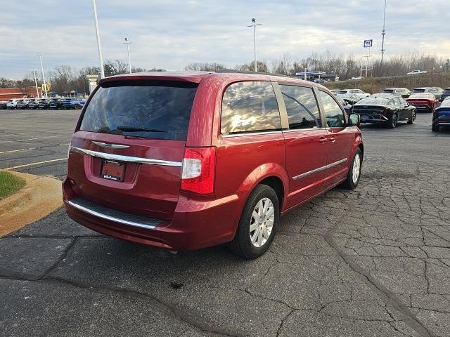 used 2014 Chrysler Town & Country car, priced at $6,925