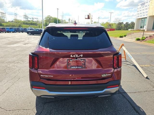 new 2025 Kia Sorento car, priced at $37,585