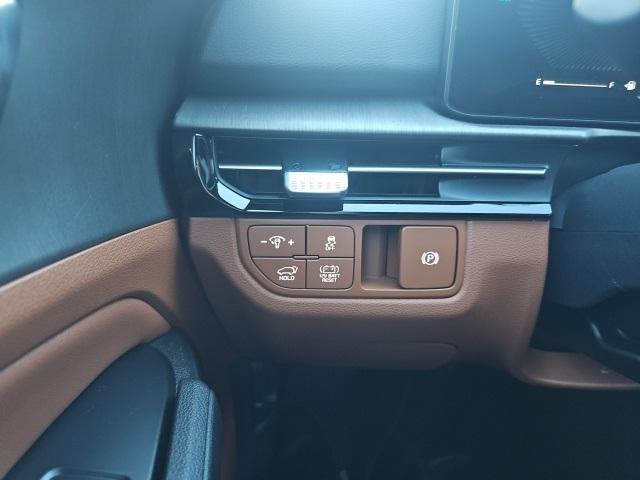 new 2026 Kia Sportage Hybrid car, priced at $35,758