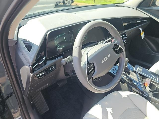 new 2025 Kia Niro car, priced at $29,915