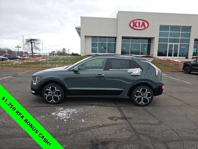 new 2025 Kia Niro car, priced at $33,640