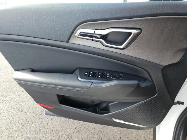 new 2026 Kia Sportage Hybrid car, priced at $36,292