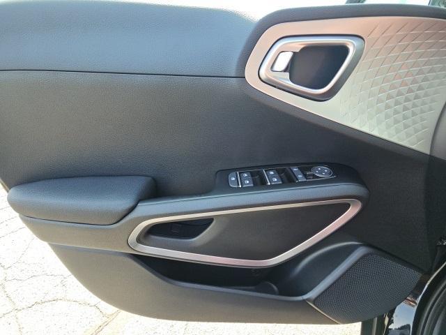 new 2025 Kia Soul car, priced at $24,660
