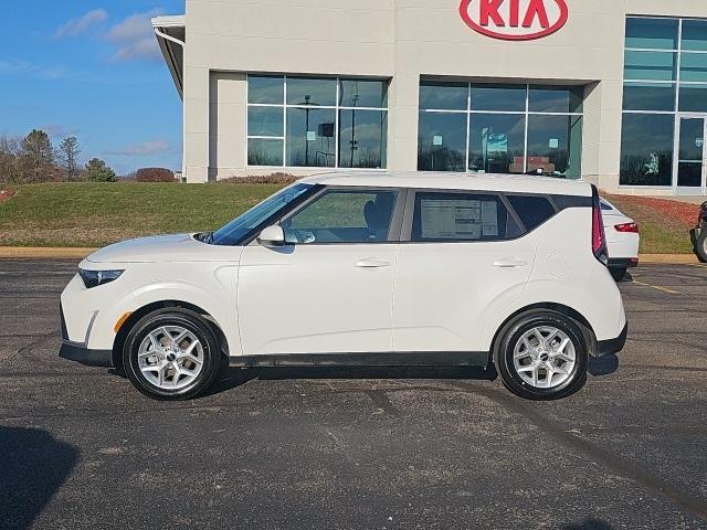 new 2025 Kia Soul car, priced at $21,935