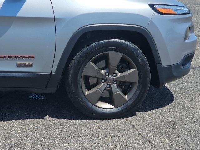 used 2017 Jeep Cherokee car, priced at $14,664
