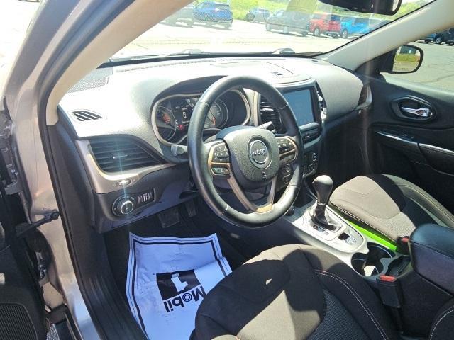 used 2017 Jeep Cherokee car, priced at $14,664